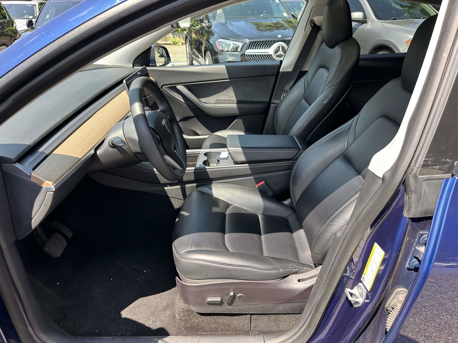 Used 2021 Tesla Model Y Long Range AWD/4WD image 15