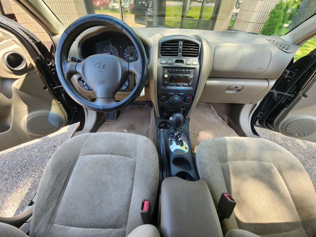 Used 2004 Hyundai Santa Fe GLS FWD image 15