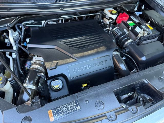 Used 2017 Ford Explorer Platinum image 41