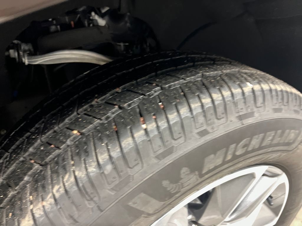 Used 2019 Chevrolet Silverado 1500 RST image 11