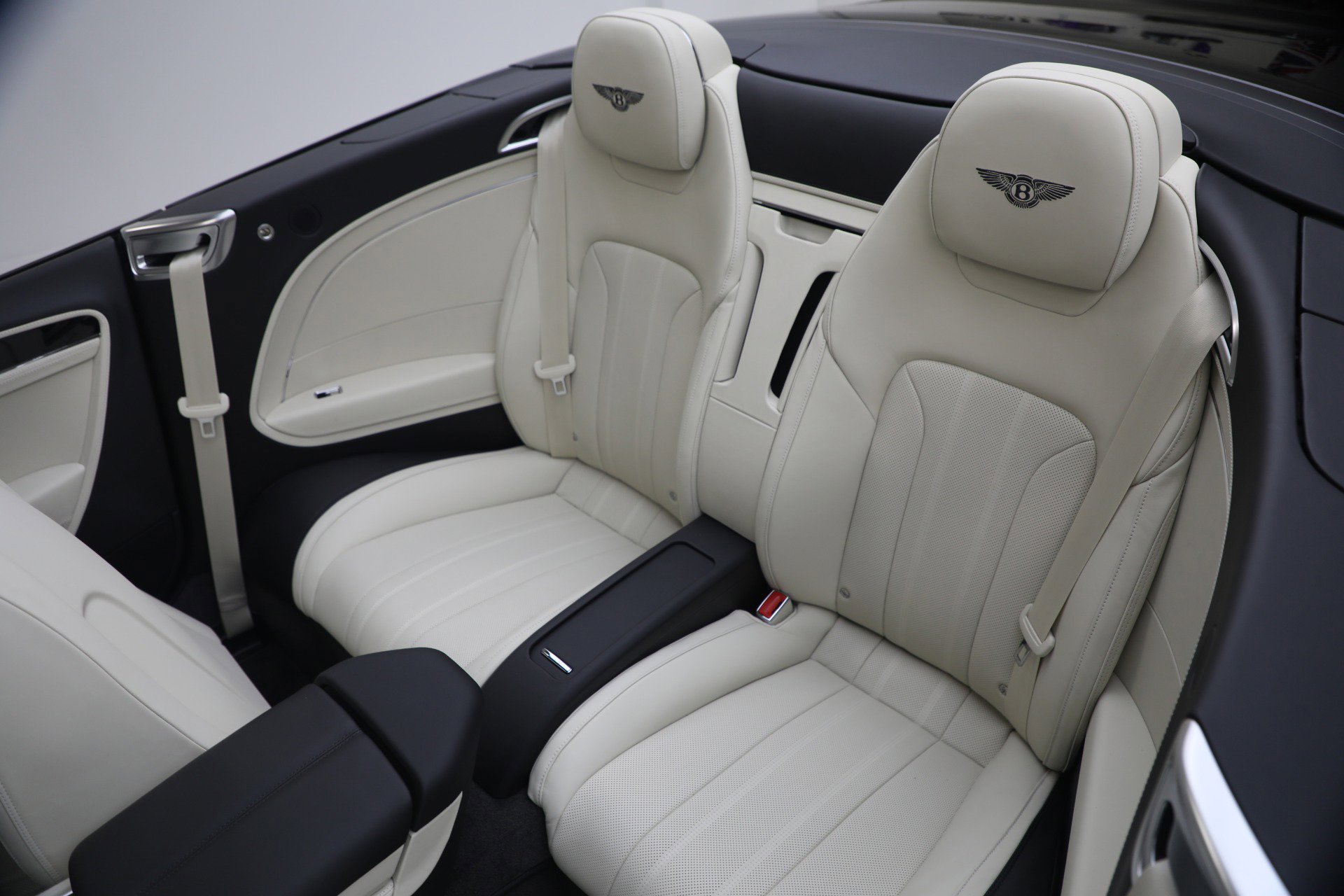 New 2026 Bentley Continental GTC AWD/4WD image 26