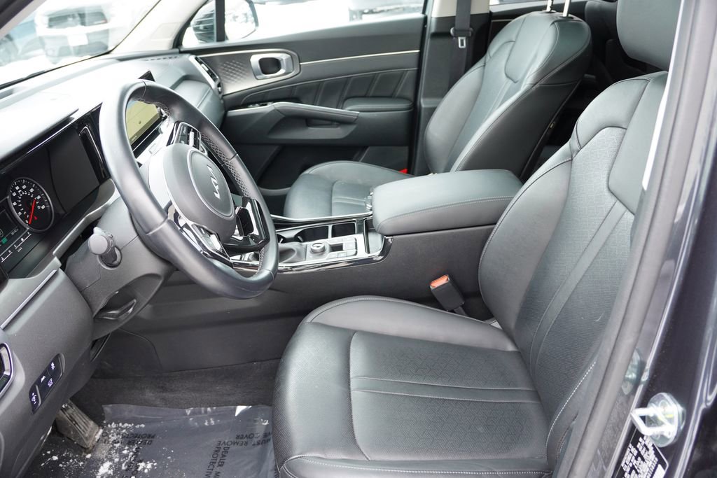 Certified 2022 Kia Sorento SX image 16