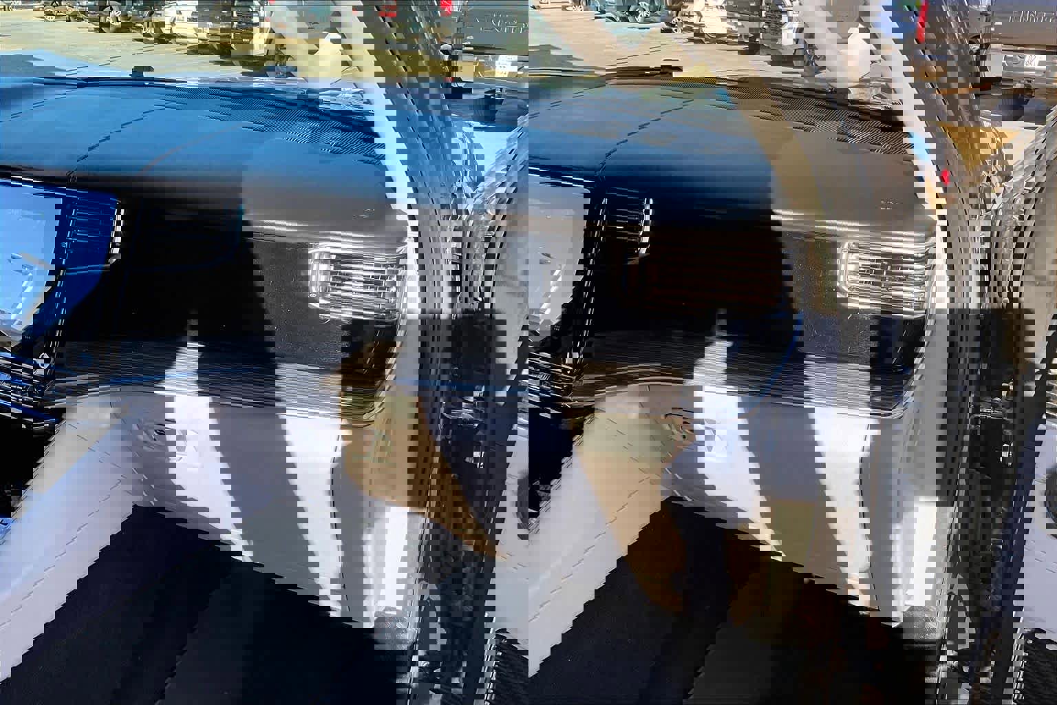 Used 2022 Jeep Wagoneer Series III w/ Premium Group I image 17