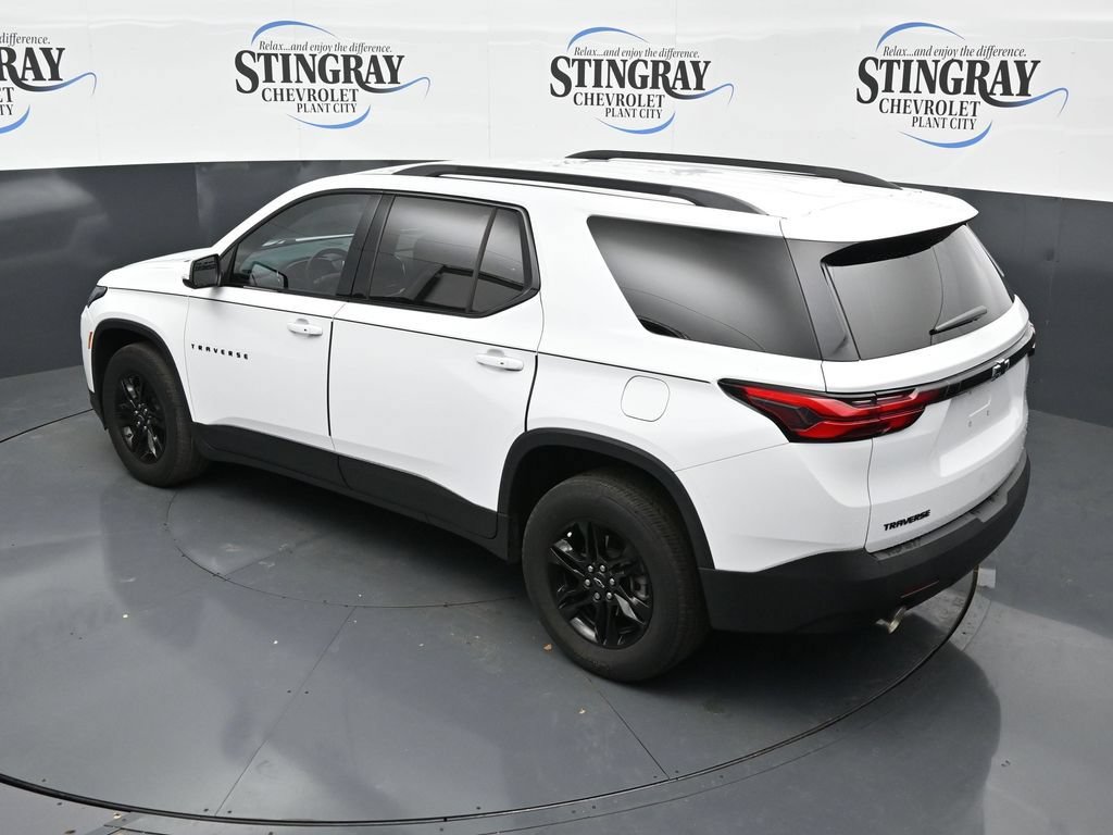 Used 2023 Chevrolet Traverse LT FWD image 22