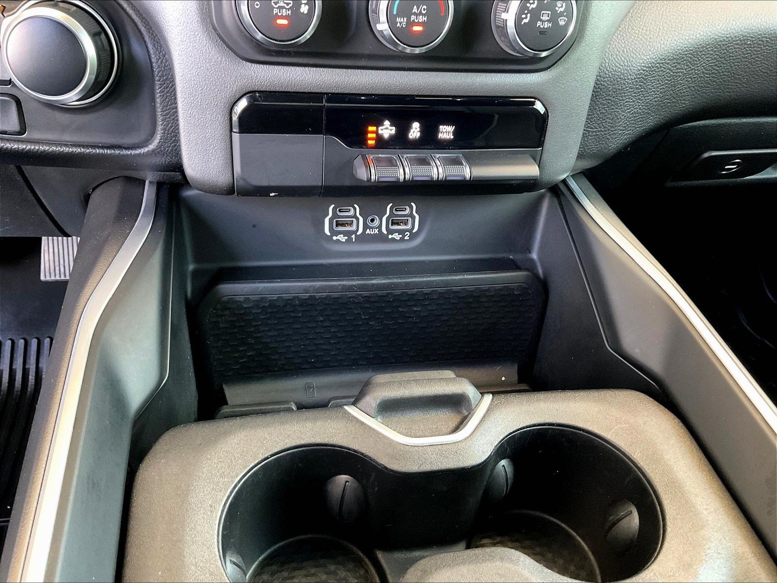 Used 2021 RAM 1500 Big Horn AWD/4WD image 16