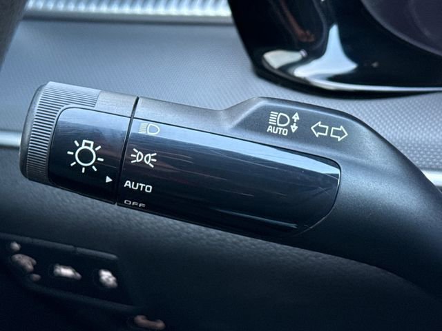 Used 2021 Kia K5 LXS image 19