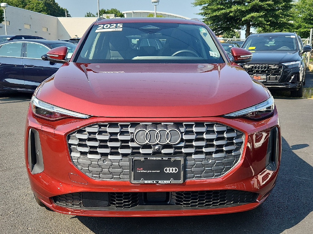 Used 2025 Audi Q5 Premium w/ Premium Plus AWD/4WD image 8