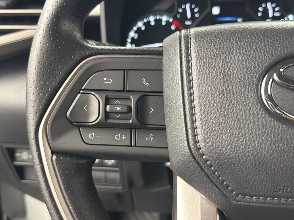 New 2026 Toyota Tundra SR5 w/ SR5 Convenience Package RWD image 22
