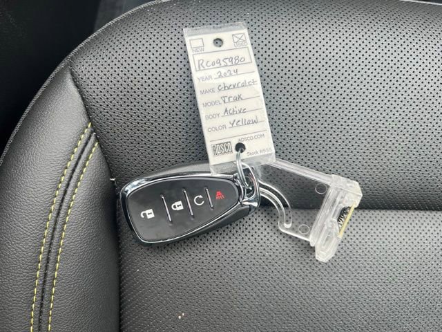 Used 2024 Chevrolet Trax ACTIV w/ Sunroof Package FWD image 16