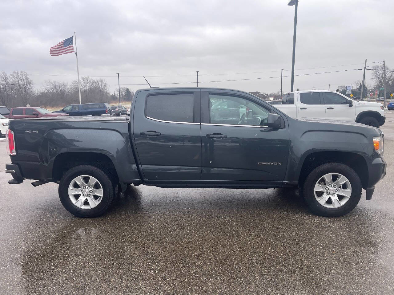 Used 2017 GMC Canyon SLE w/ SLE Convenience Package image 6