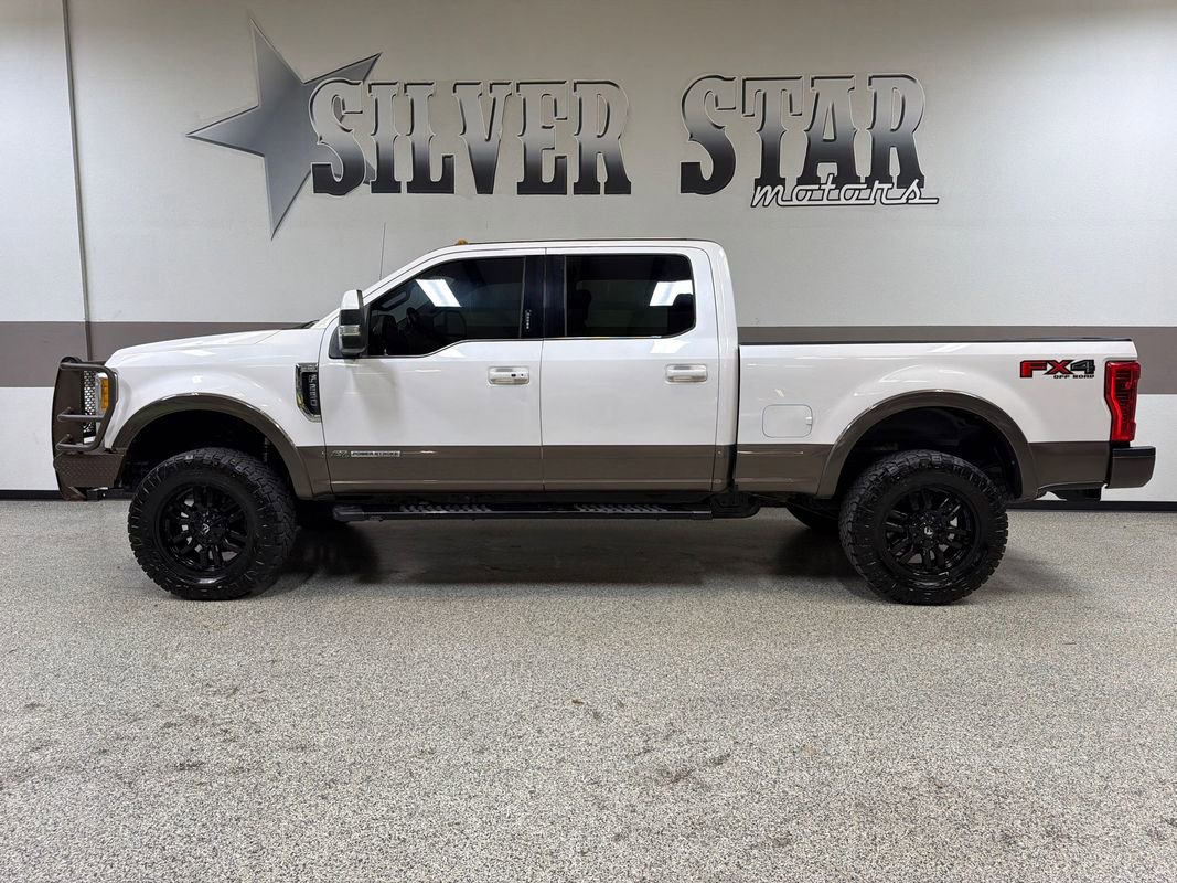 Used 2017 Ford F250 King Ranch w/ FX4 Off-Road Package AWD/4WD image 5