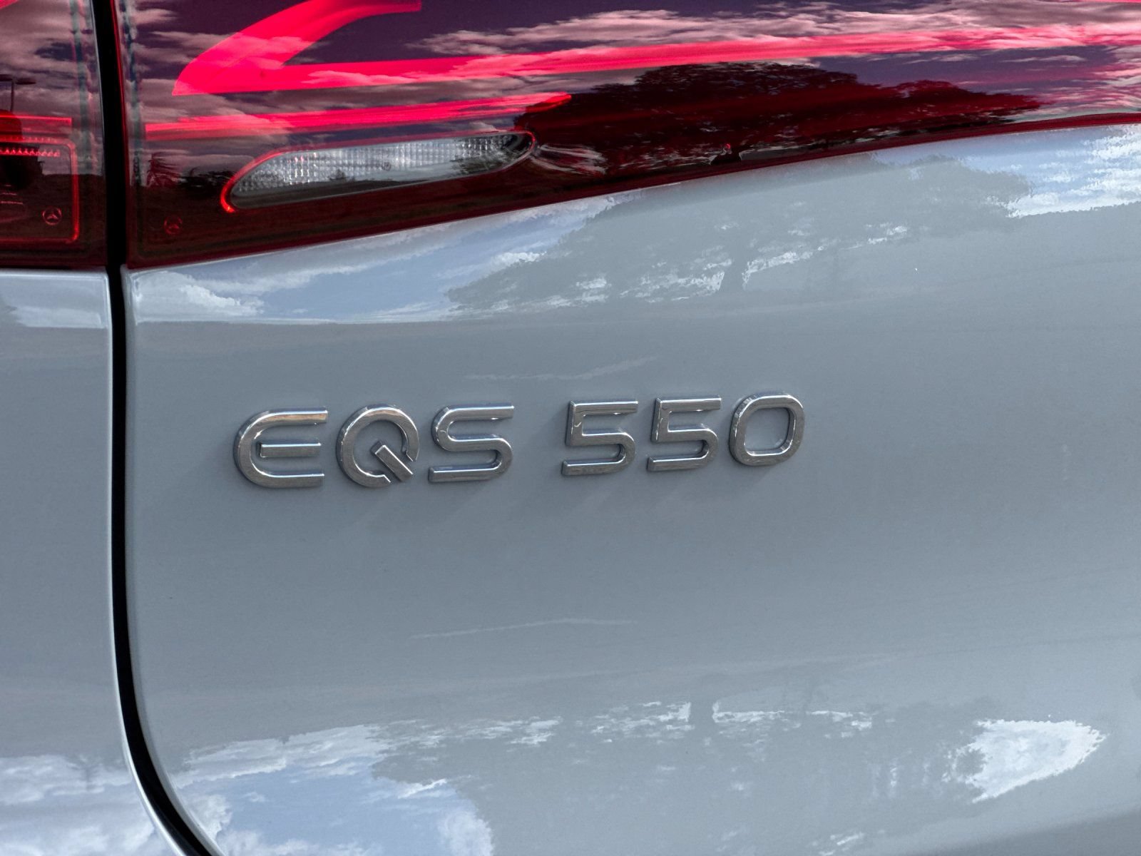 New 2026 Mercedes-Benz EQS 550 4MATIC SUV image 26