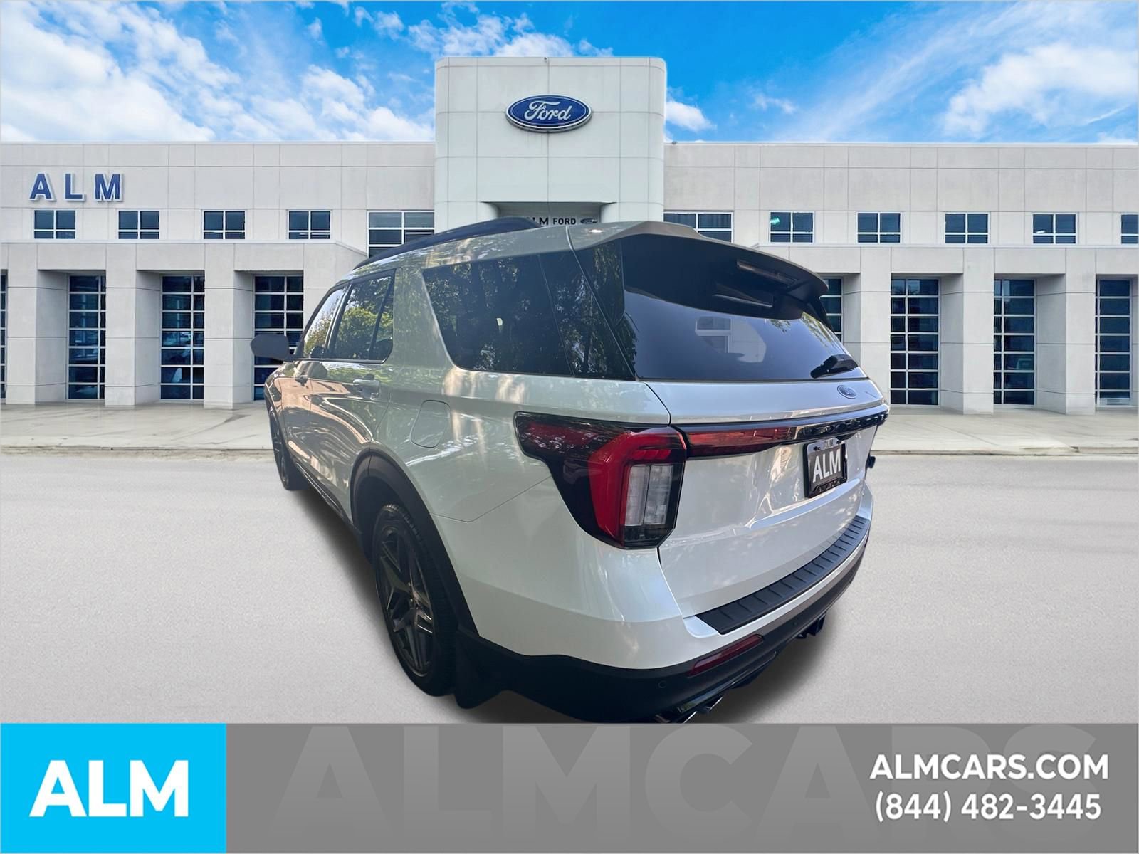Certified 2025 Ford Explorer ST AWD/4WD image 8