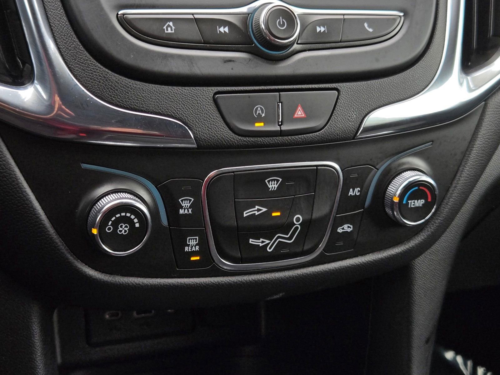 Used 2023 Chevrolet Equinox LT image 17