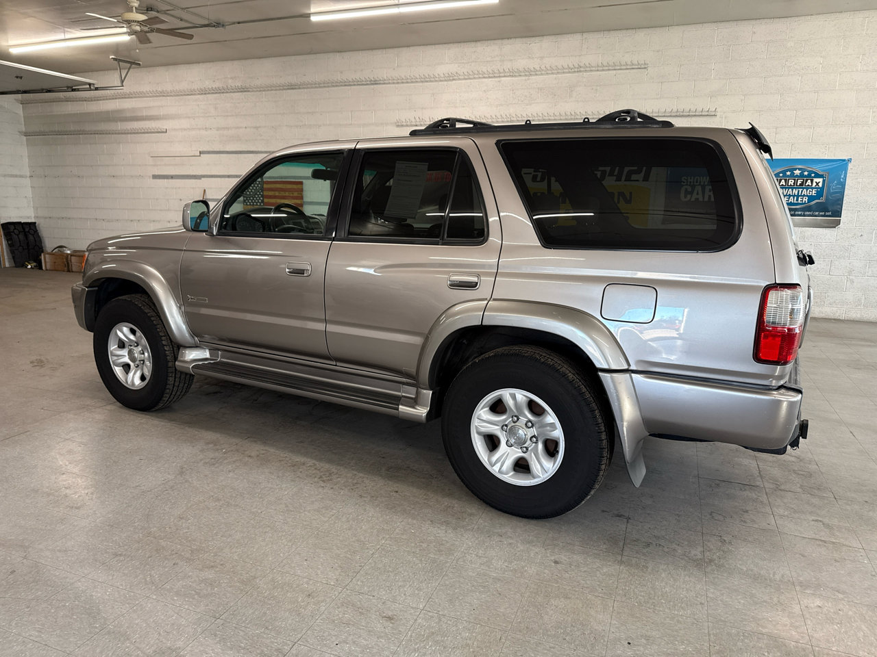 Used 2002 Toyota 4Runner SR5 image 2