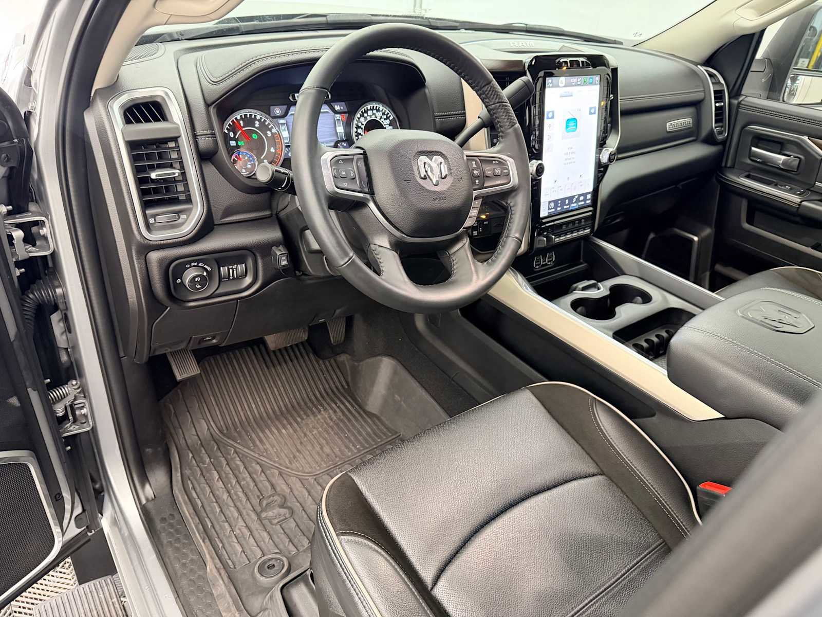 Used 2023 RAM 2500 Laramie image 2