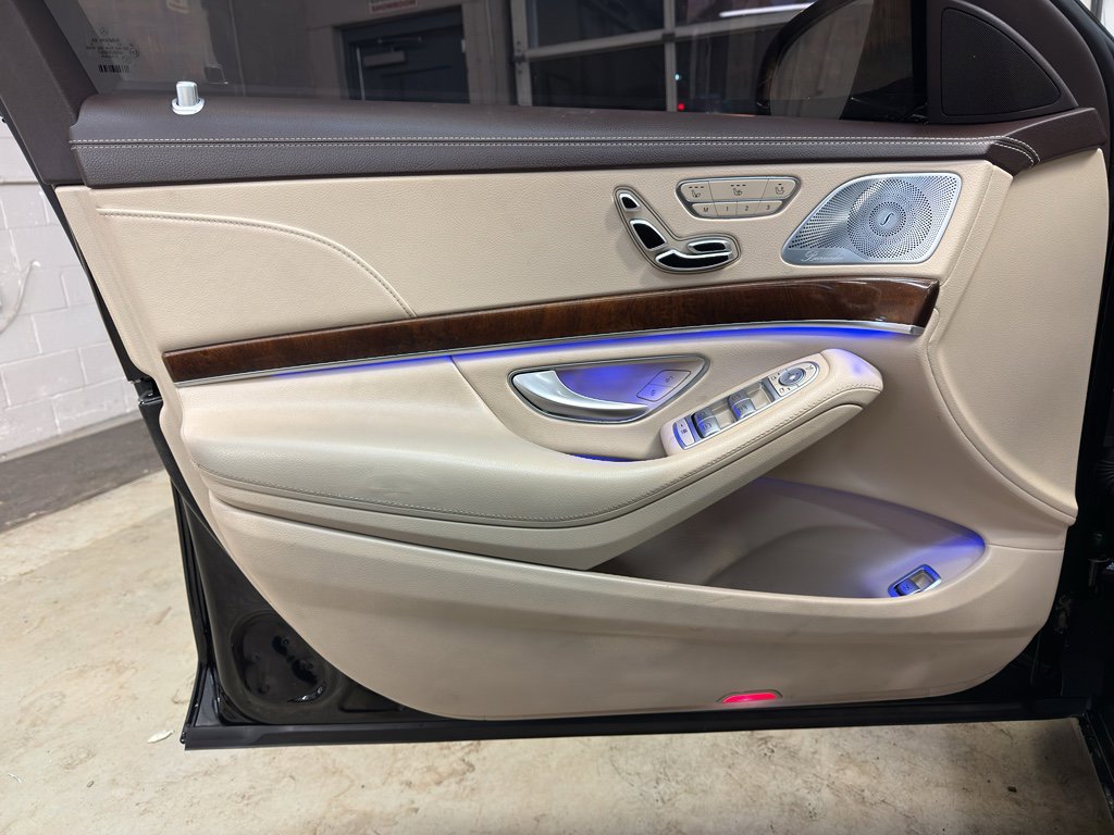 Used 2014 Mercedes-Benz S 550 Sedan image 14