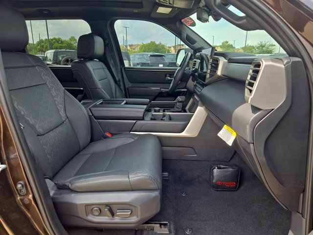 Used 2025 Toyota Tundra Limited w/ TRD Off-Road Package AWD/4WD image 20