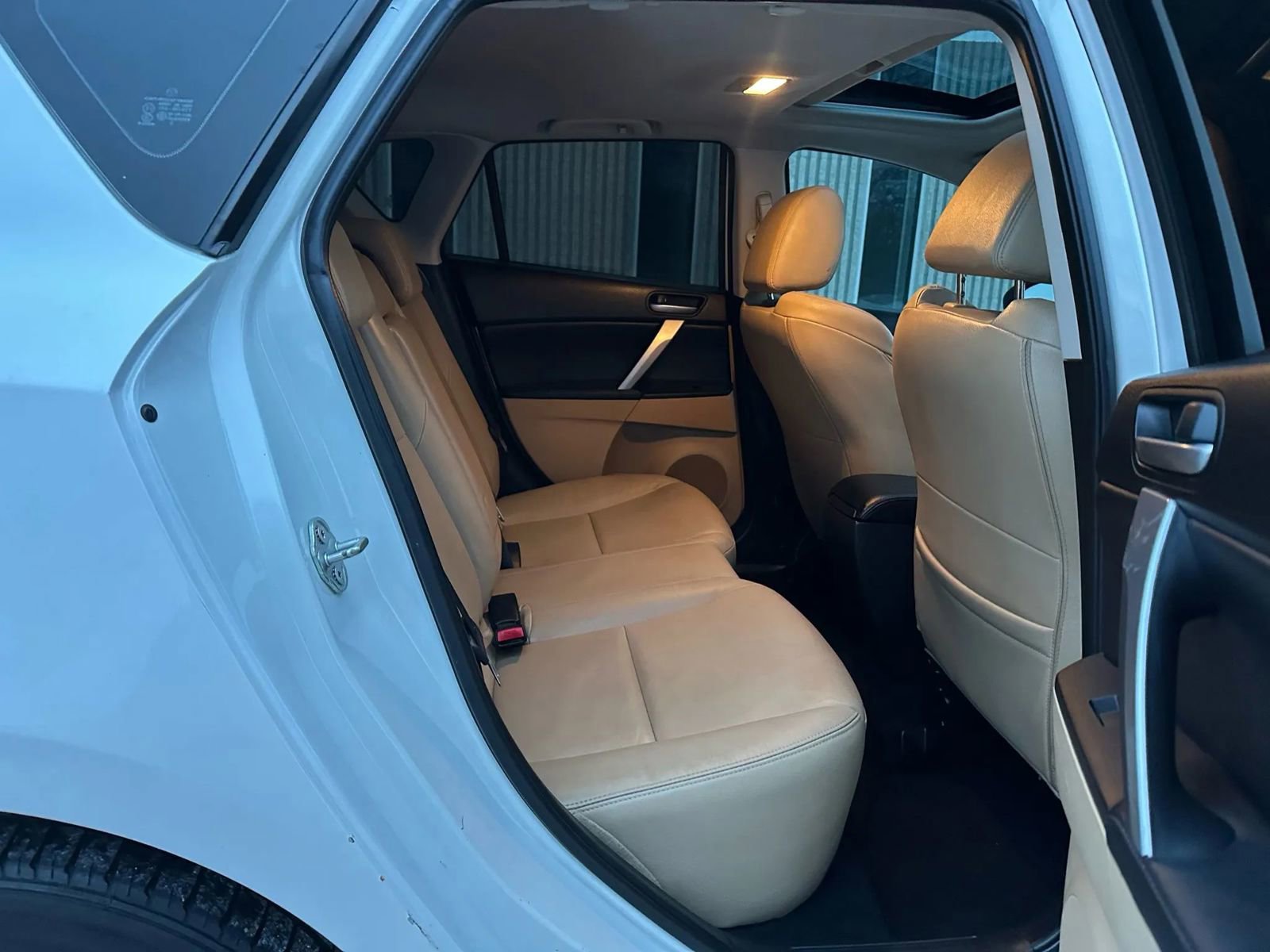 Used 2010 MAZDA MAZDA3 s Grand Touring image 20