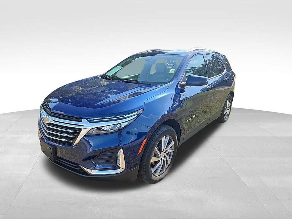 Used 2023 Chevrolet Equinox Premier AWD/4WD image 16