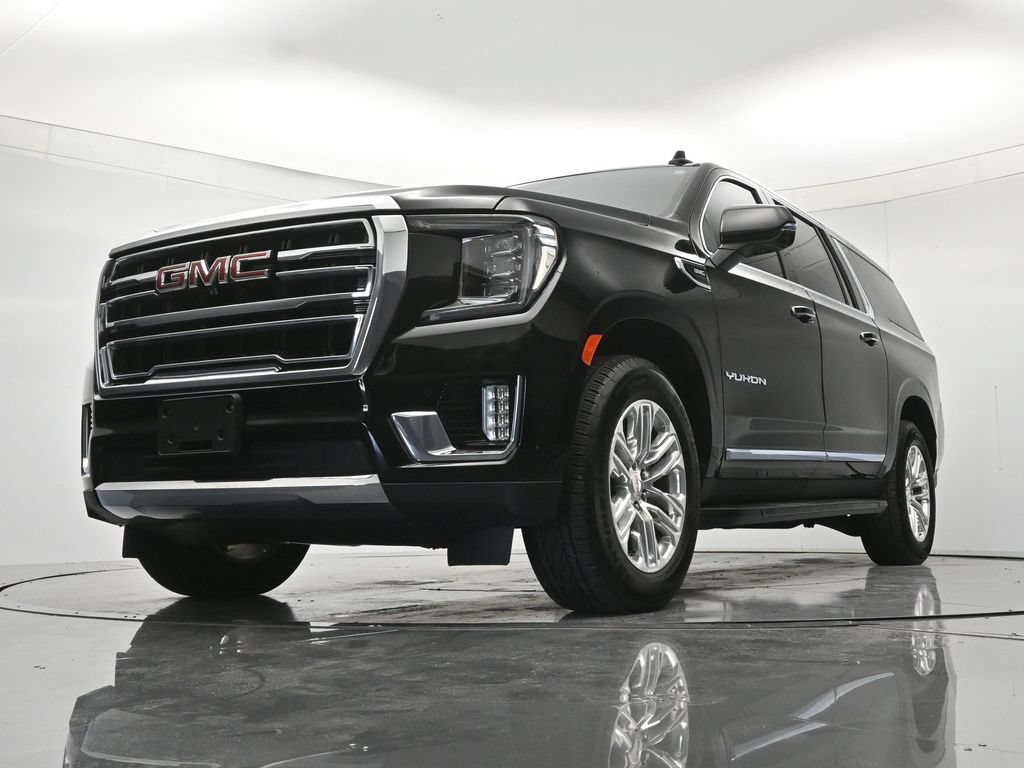Used 2023 GMC Yukon XL SLT w/ SLT Luxury Package AWD/4WD image 39