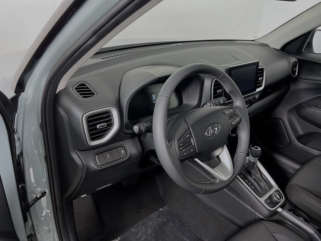 Certified 2026 Hyundai Venue SEL FWD image 9
