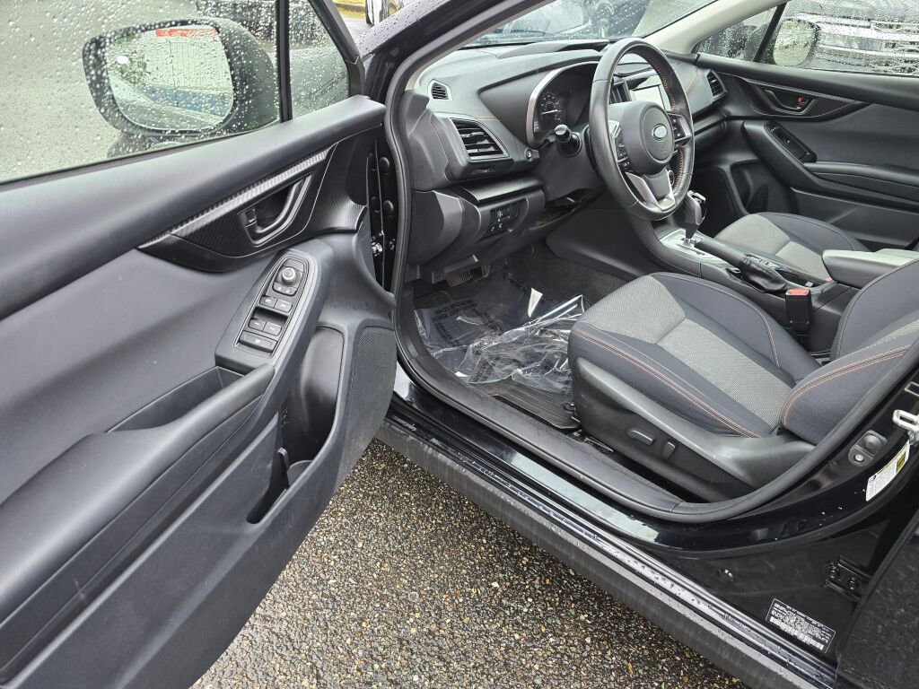 Used 2021 Subaru Crosstrek 2.0i Premium w/ Moonroof Package AWD/4WD image 14