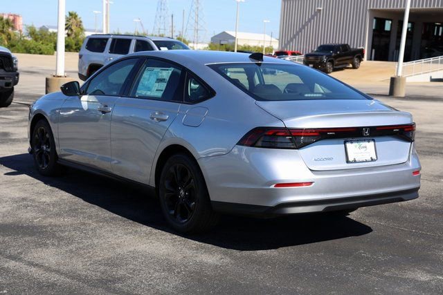 New 2025 Honda Accord SE image 6