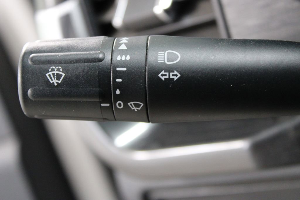 Used 2024 Ford F150 STX image 28