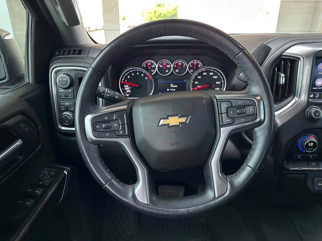 Used 2022 Chevrolet Silverado 1500 LT AWD/4WD image 19