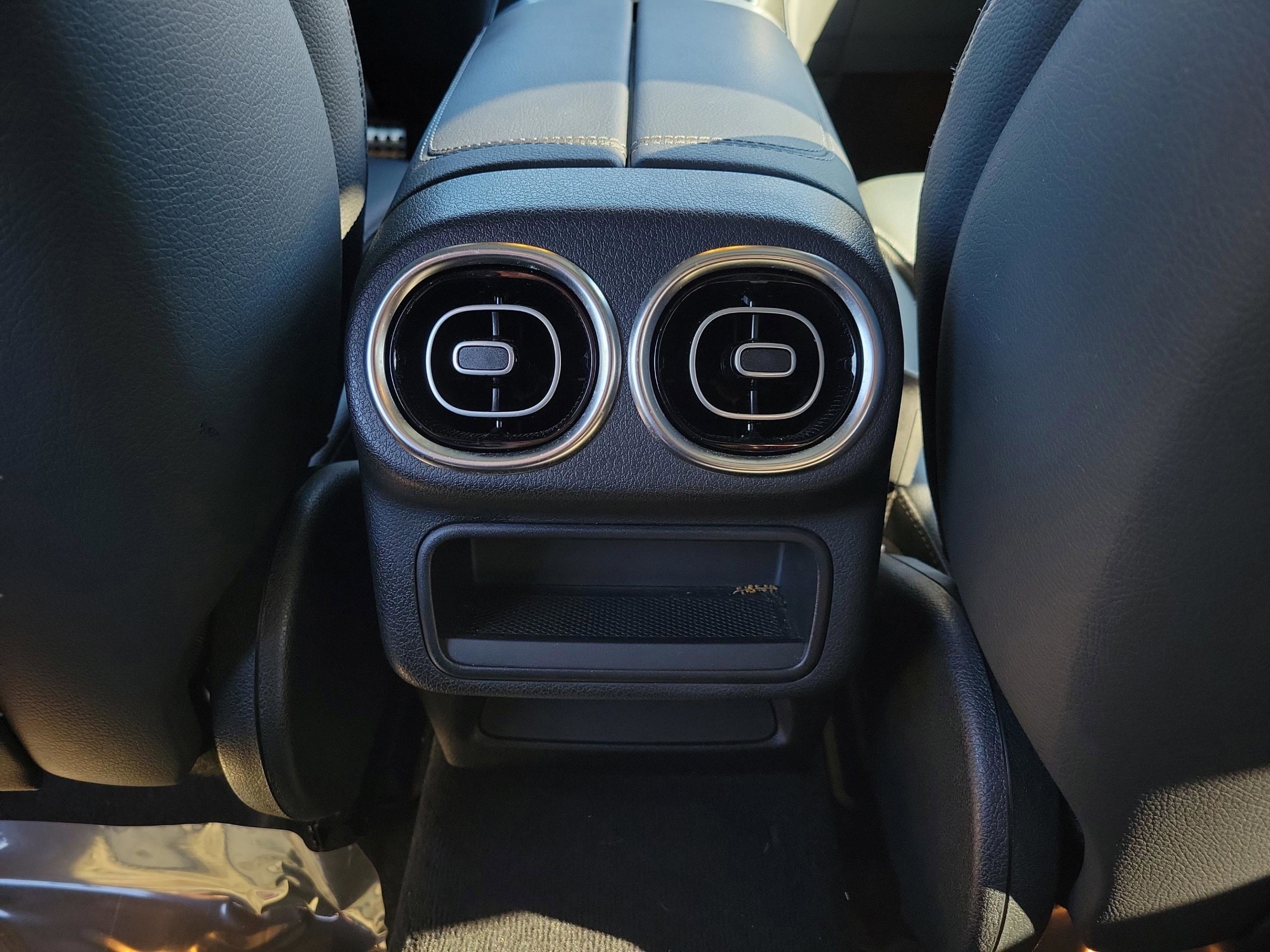 Certified 2024 Mercedes-Benz GLC 300 image 13
