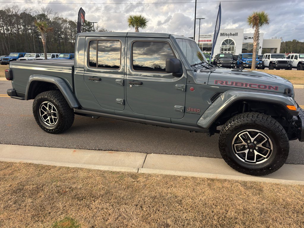 Certified 2025 Jeep Gladiator Rubicon image 3