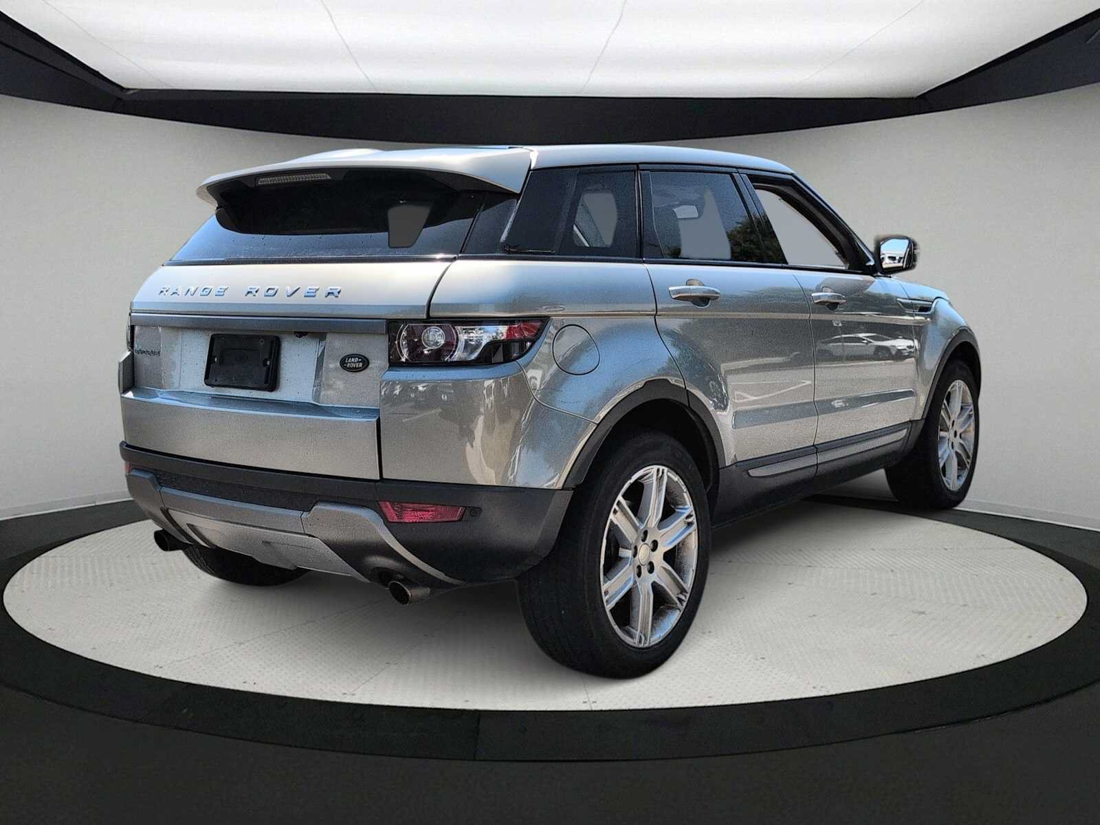 Used 2013 Land Rover Range Rover Evoque Pure Premium AWD/4WD image 8