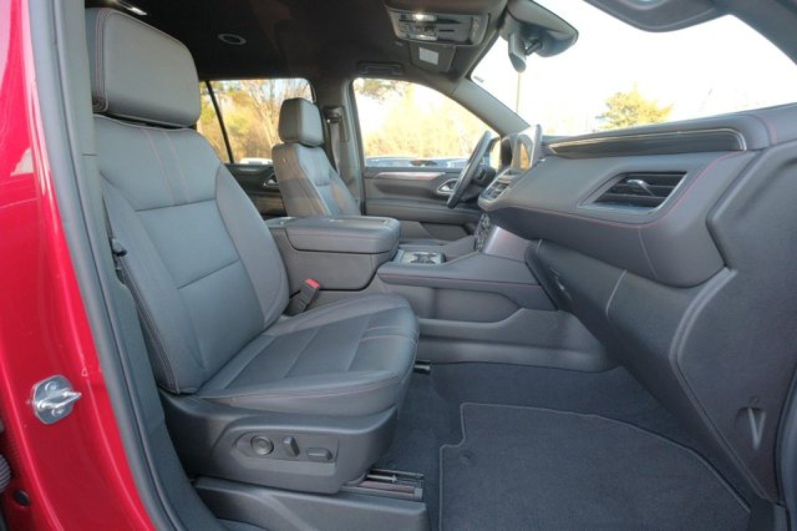 Used 2023 Chevrolet Tahoe RST w/ RST Performance Edition AWD/4WD image 20