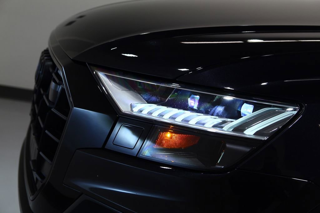 Used 2021 Audi Q8 Premium Plus w/ Premium Plus Package image 18