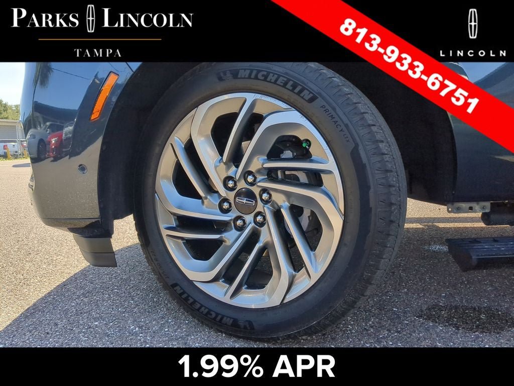 Certified 2025 Lincoln Navigator Reserve AWD/4WD image 34