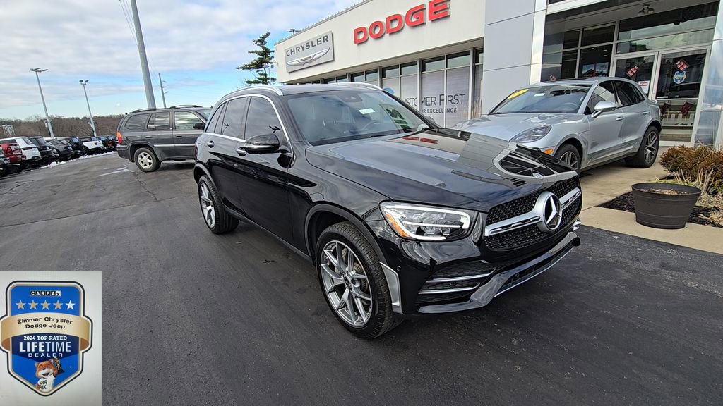 Used 2022 Mercedes-Benz GLC 300 4MATIC image 1