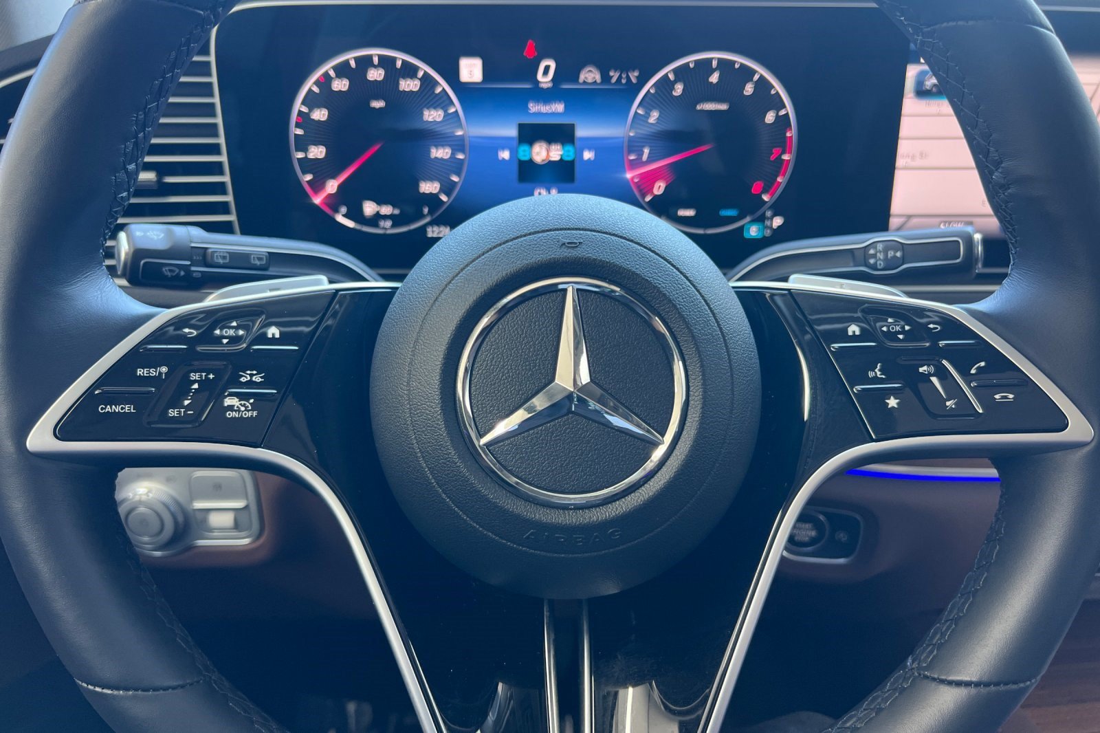 Certified 2025 Mercedes-Benz GLE 350 4MATIC image 16