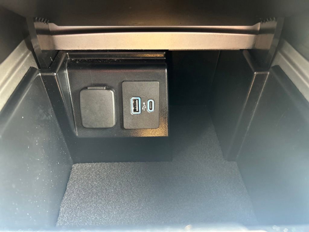 Used 2023 Ford Explorer XLT w/ Equipment Group 202A image 30