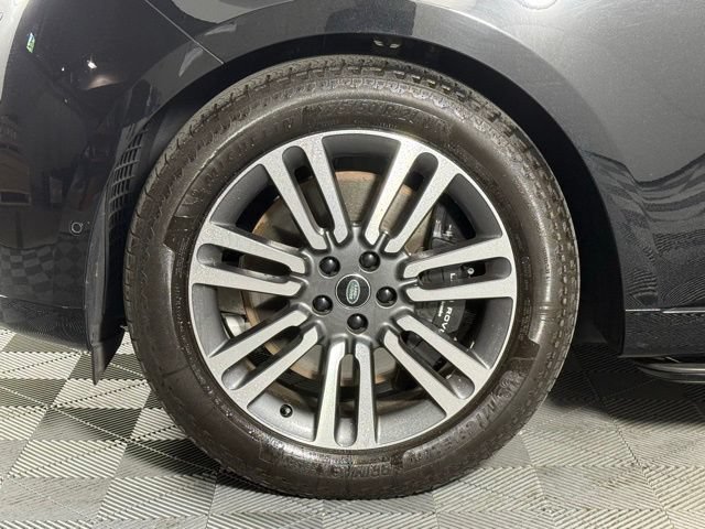 Used 2023 Land Rover Range Rover SE AWD/4WD image 13