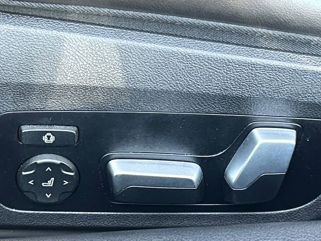 Used 2024 BMW M850i xDrive Convertible w/ M Carbon Exterior Package image 11