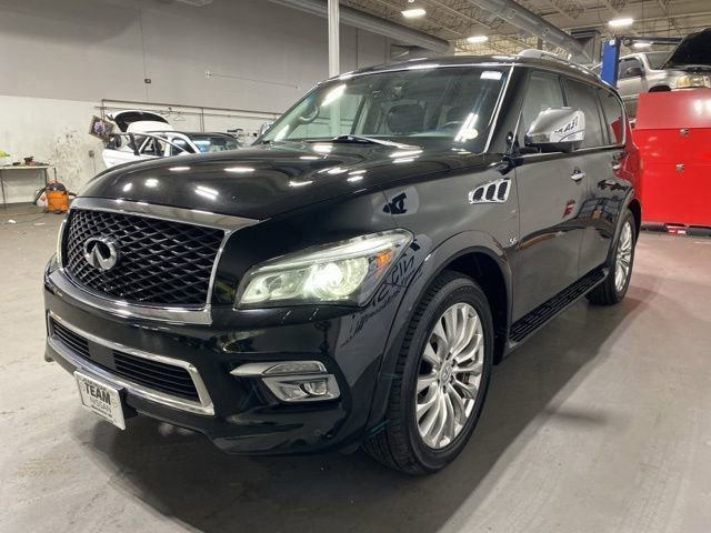 Used 2016 INFINITI QX80 4WD w/ Deluxe Technology Package image 3