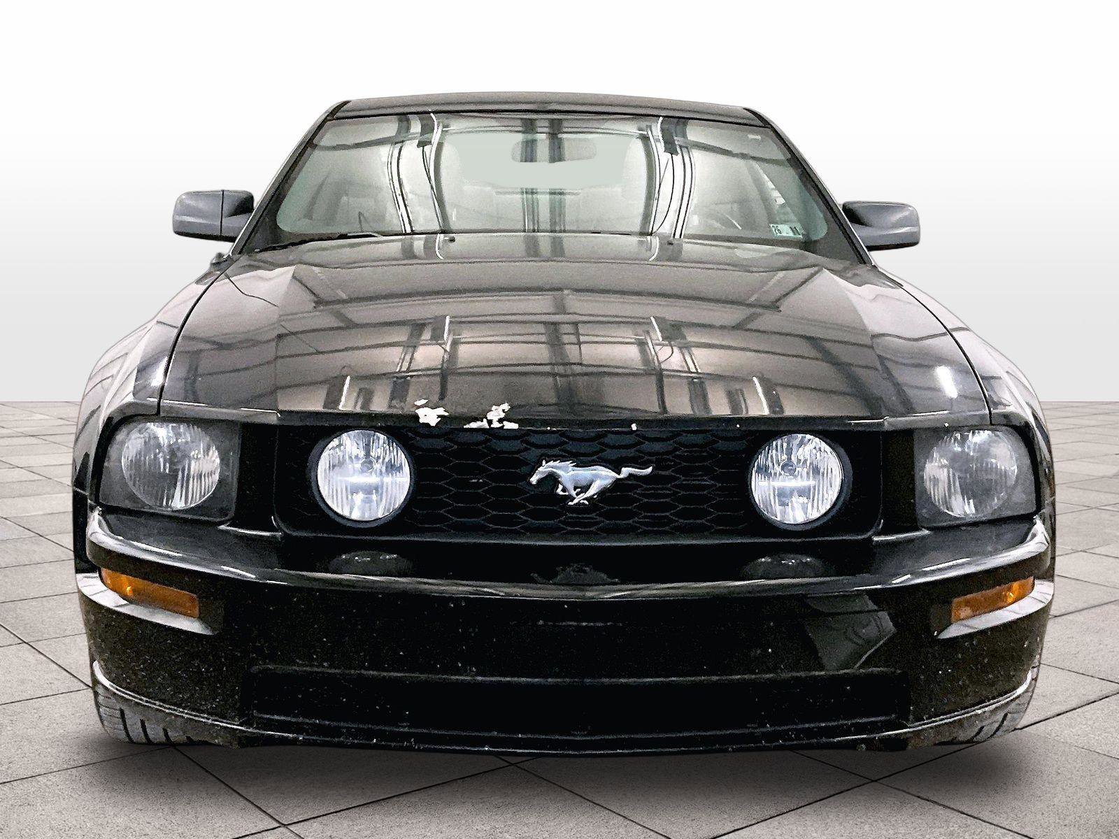 Used 2006 Ford Mustang GT Premium RWD image 3