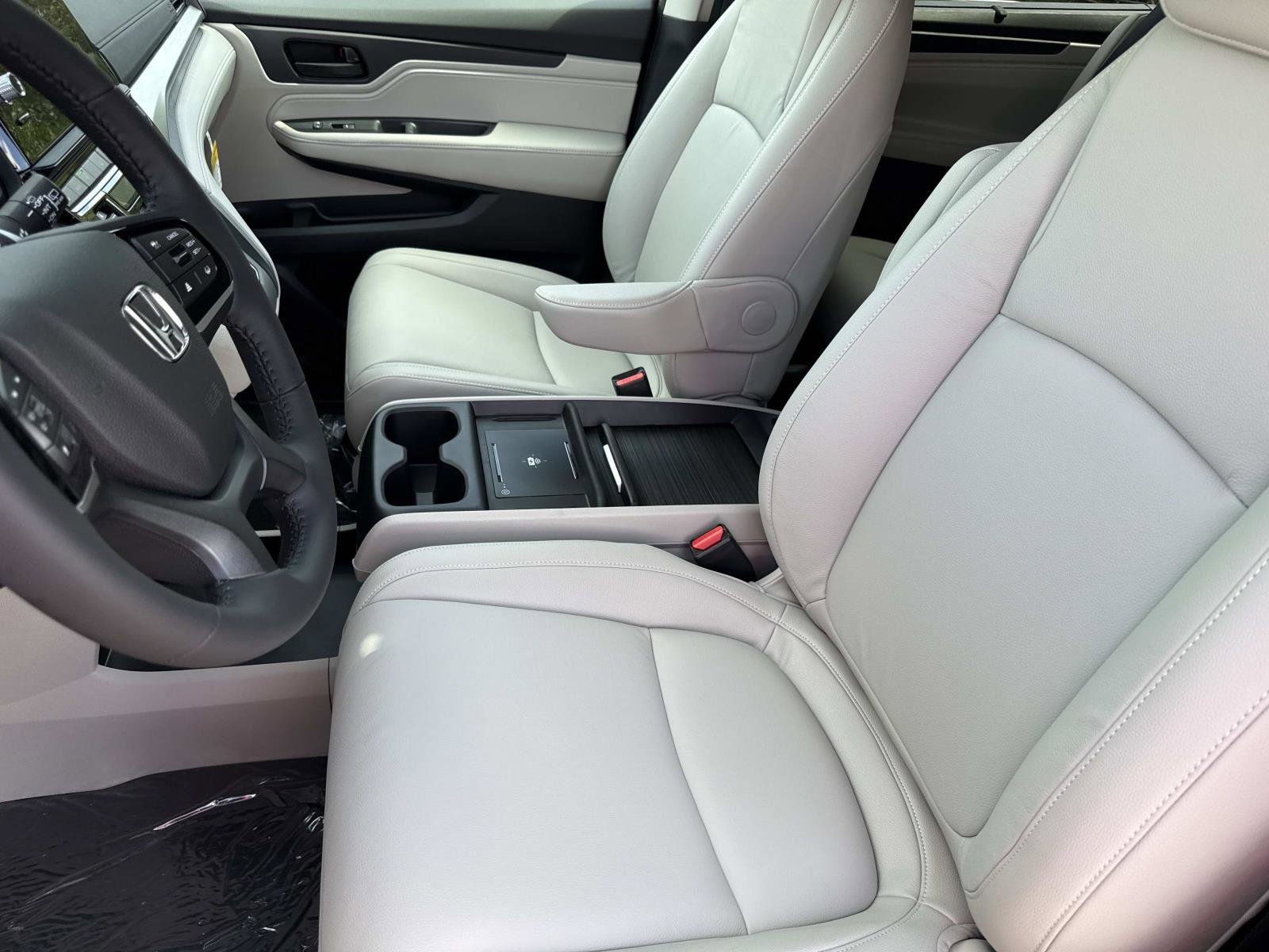 New 2026 Honda Odyssey EX-L image 24