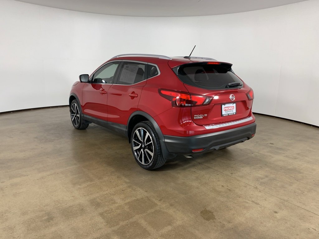 Used 2018 Nissan Rogue Sport SL image 30