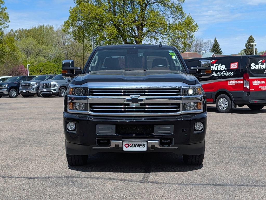 Used 2016 Chevrolet Silverado 3500 High Country w/ Duramax Plus Package AWD/4WD image 2