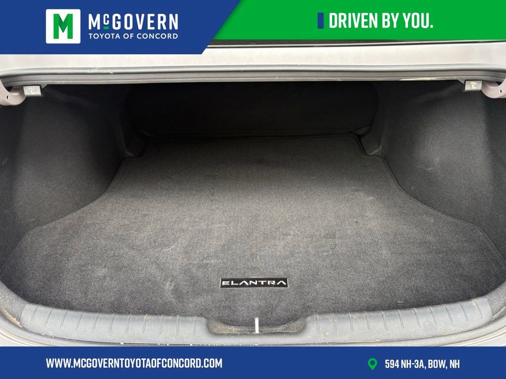 Used 2025 Hyundai Elantra Sport image 18