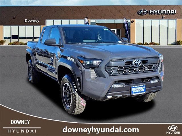 Used 2024 Toyota Tacoma TRD Off-Road image 3