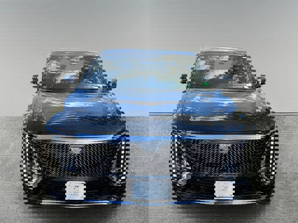 New 2025 Cadillac Lyriq Luxury image 7