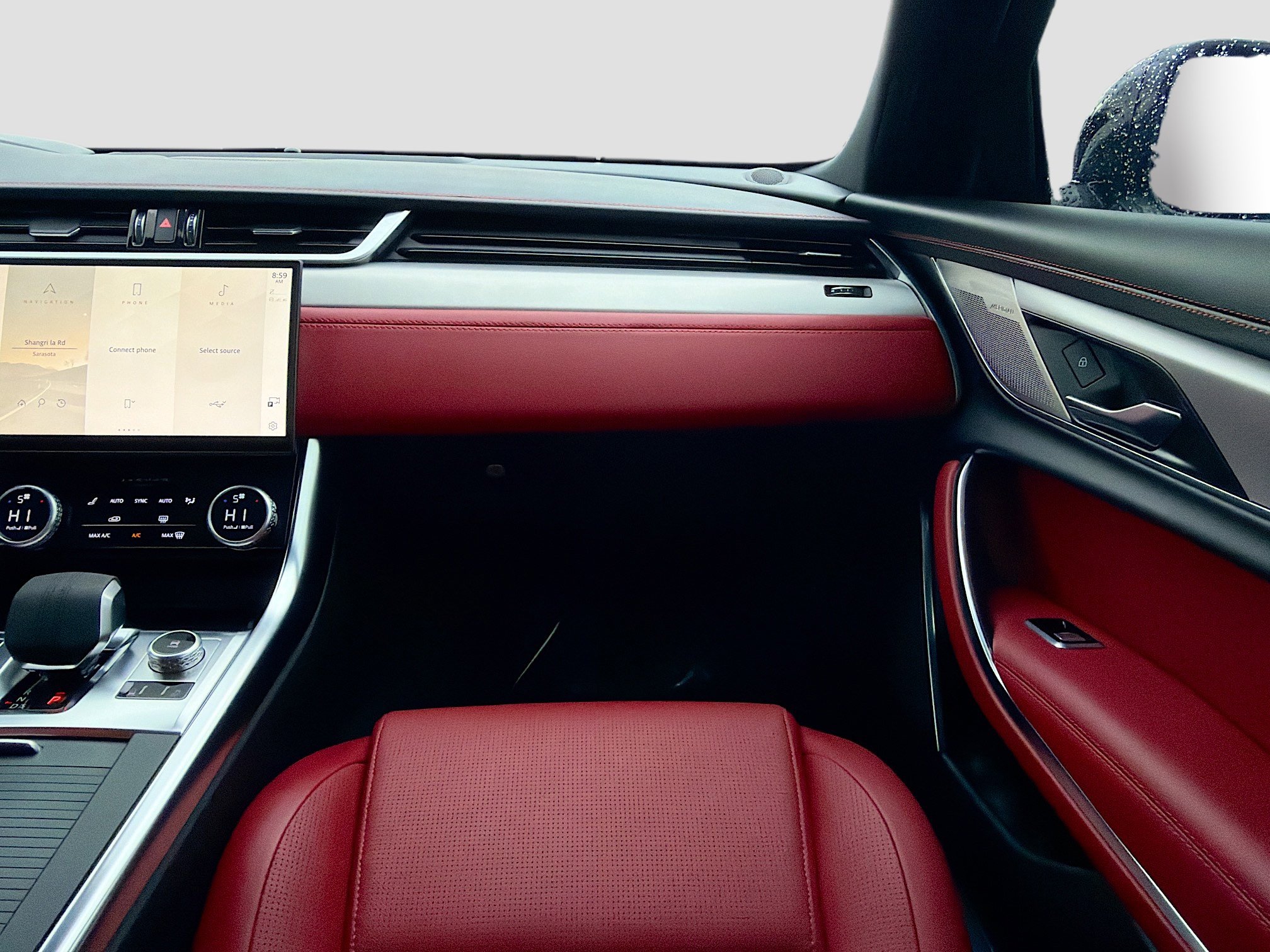 Used 2024 Jaguar XF R-Dynamic SE image 18